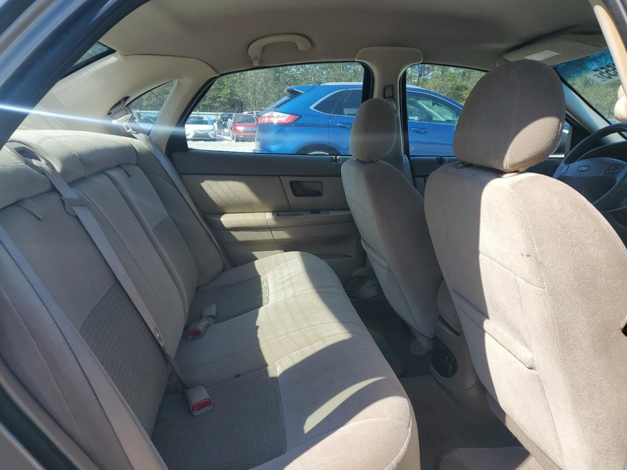2003 Ford Taurus - Image 11