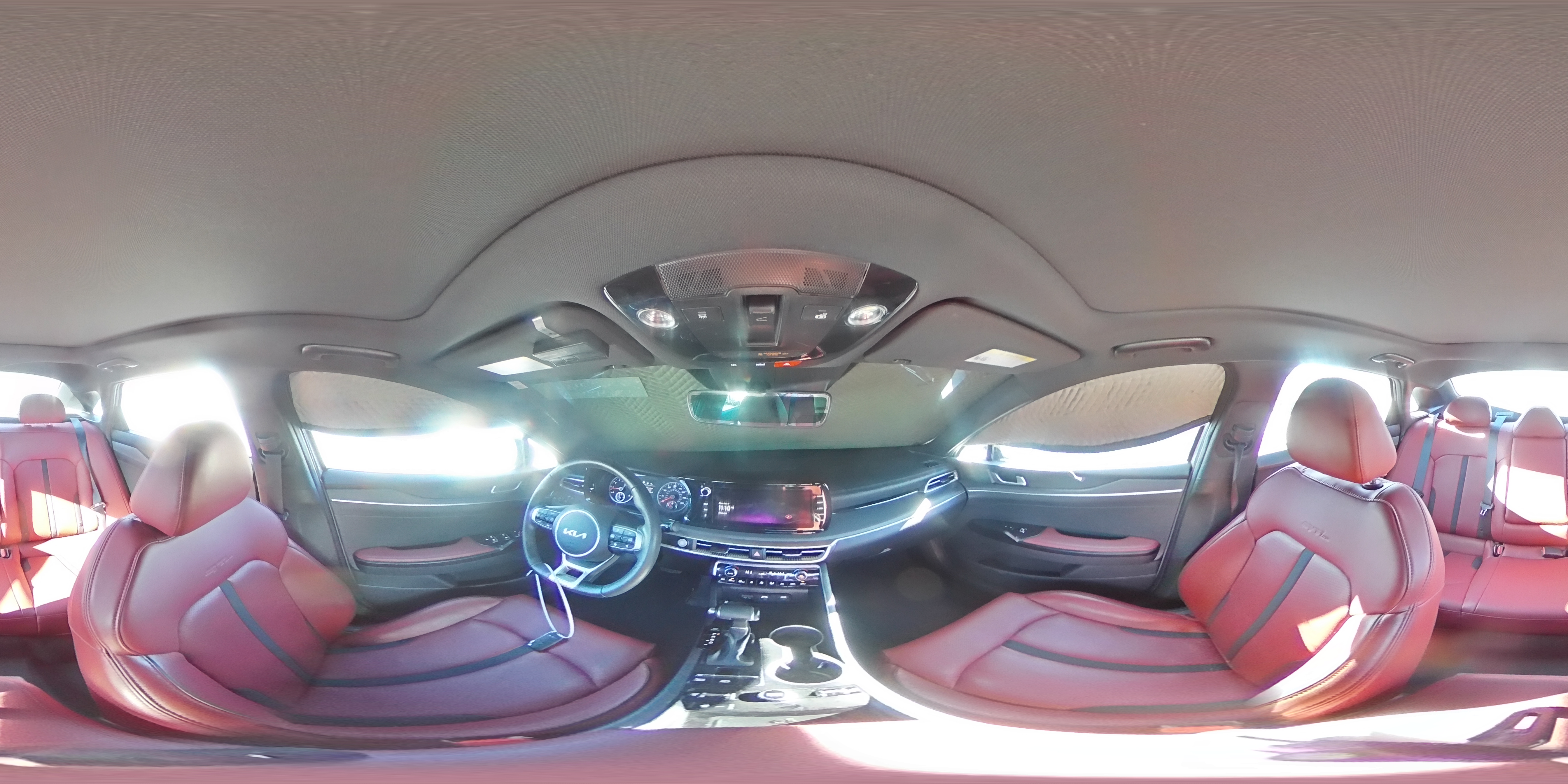 2024 Kia K5 - Image 12