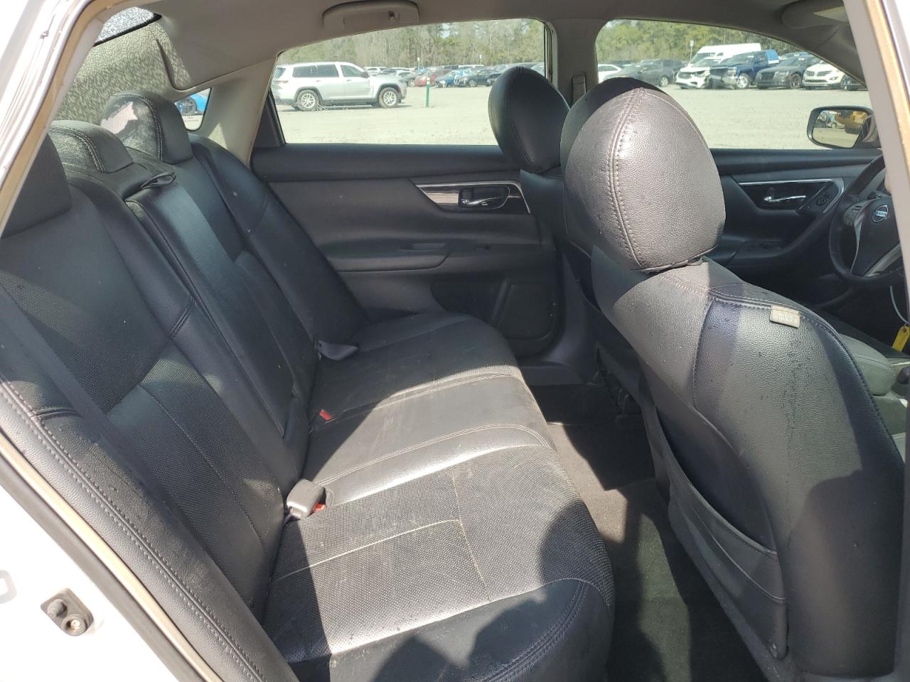 2013 Nissan Altima - Image 10