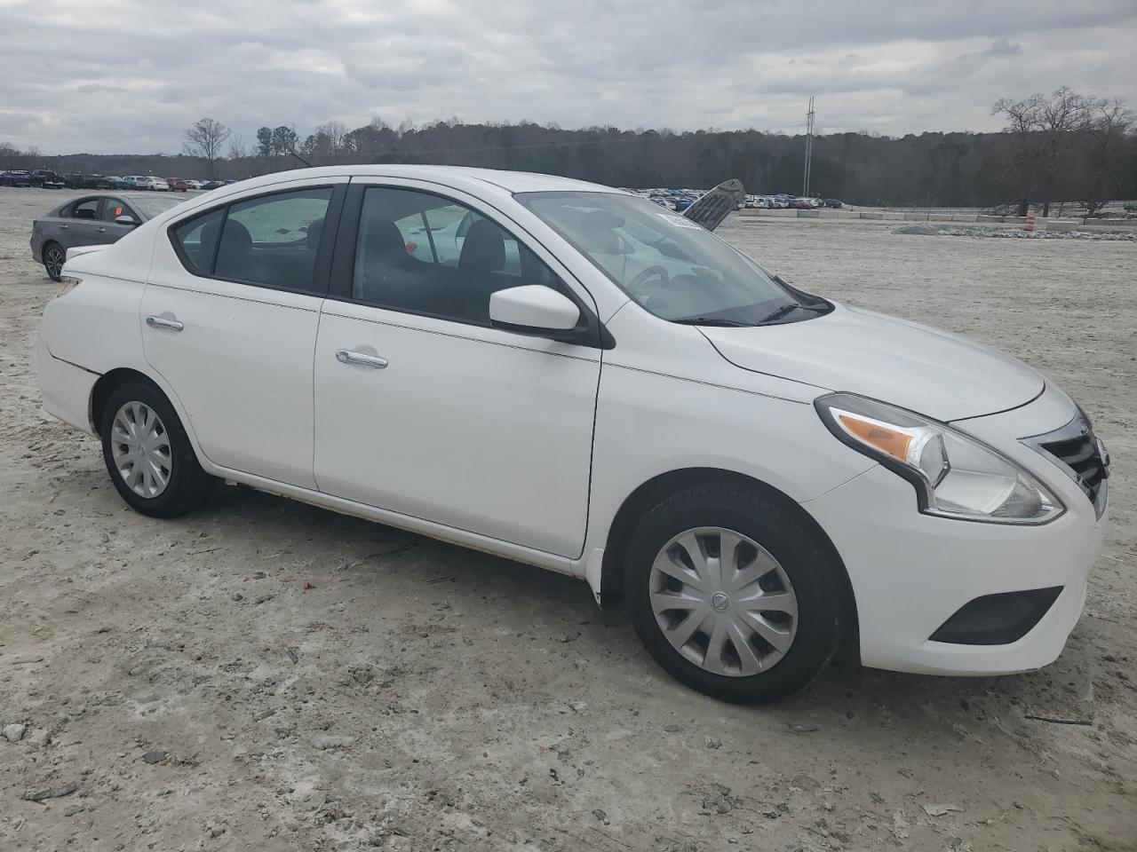 2015 Nissan Versa - Image 4