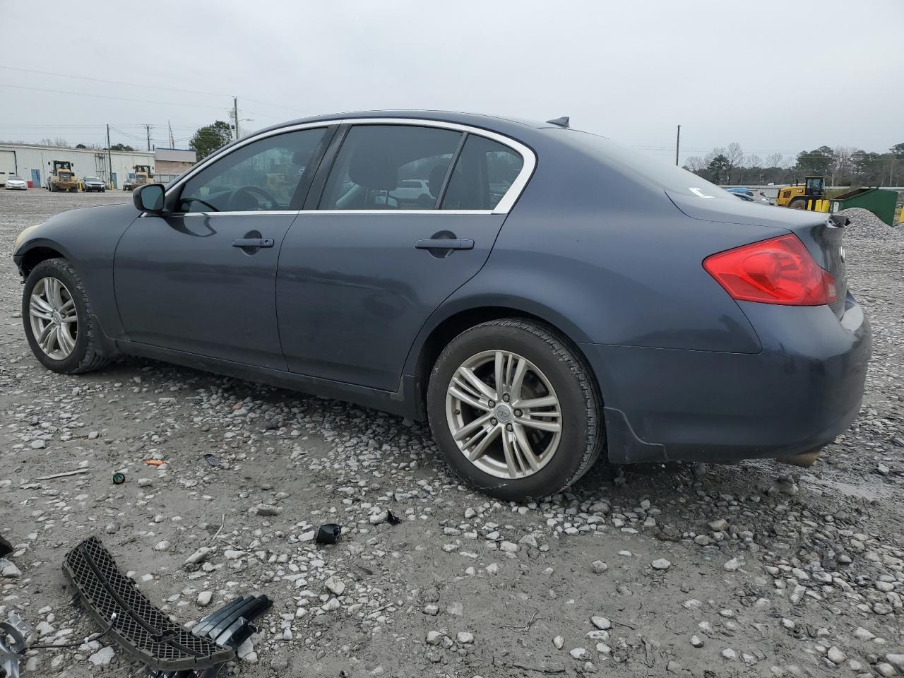 2011 Infiniti G - Image 2