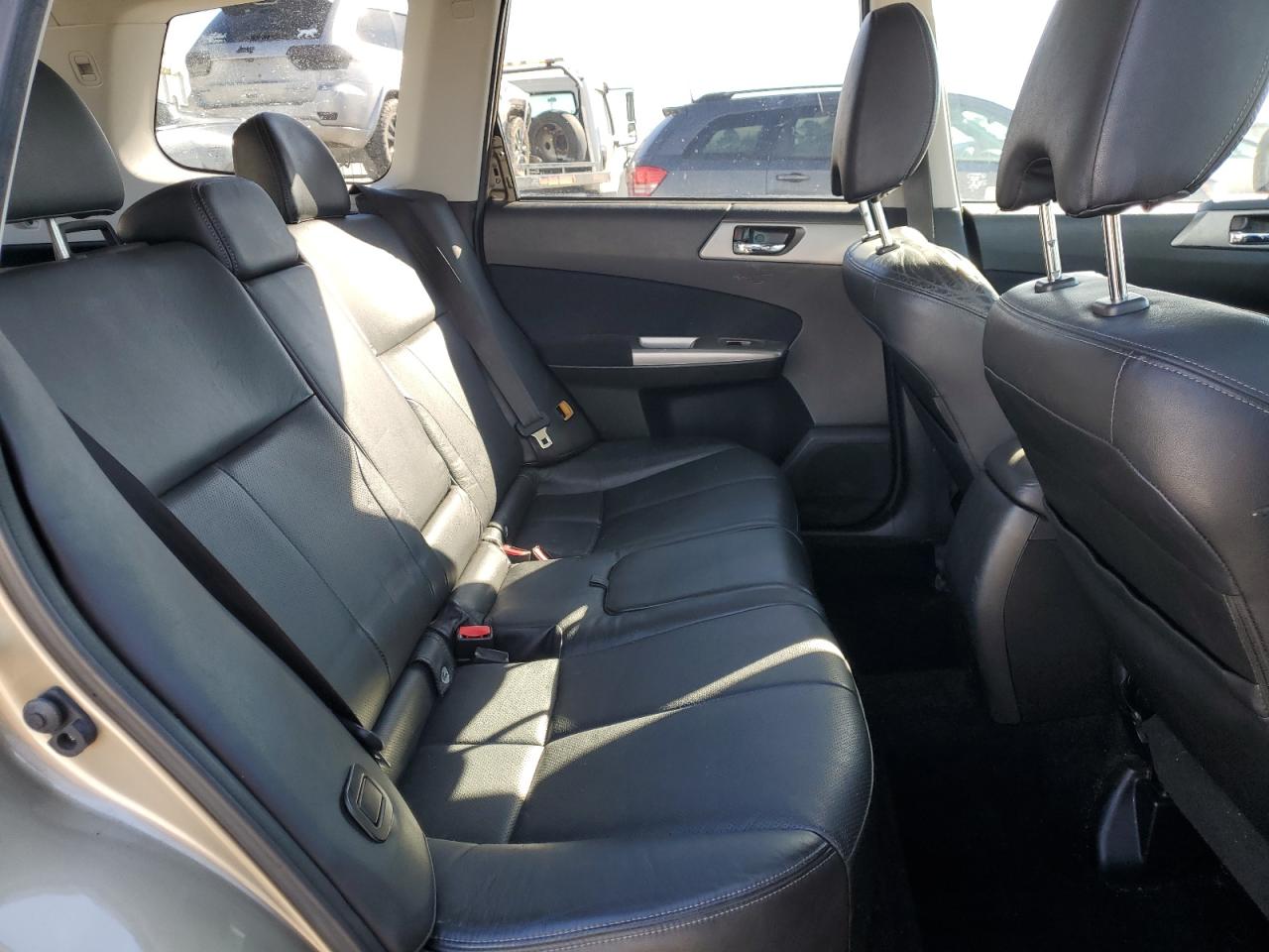 2009 Subaru Forester - Image 11