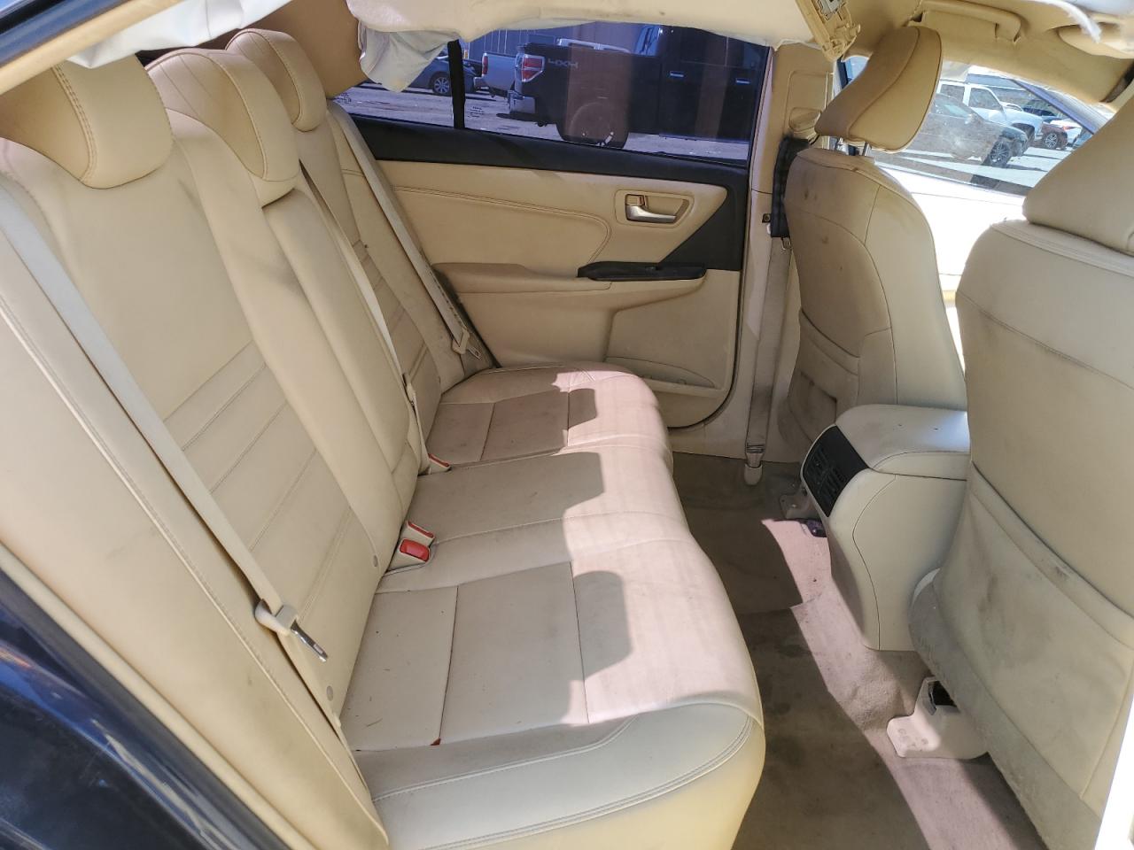 2017 Toyota Camry - Image 11
