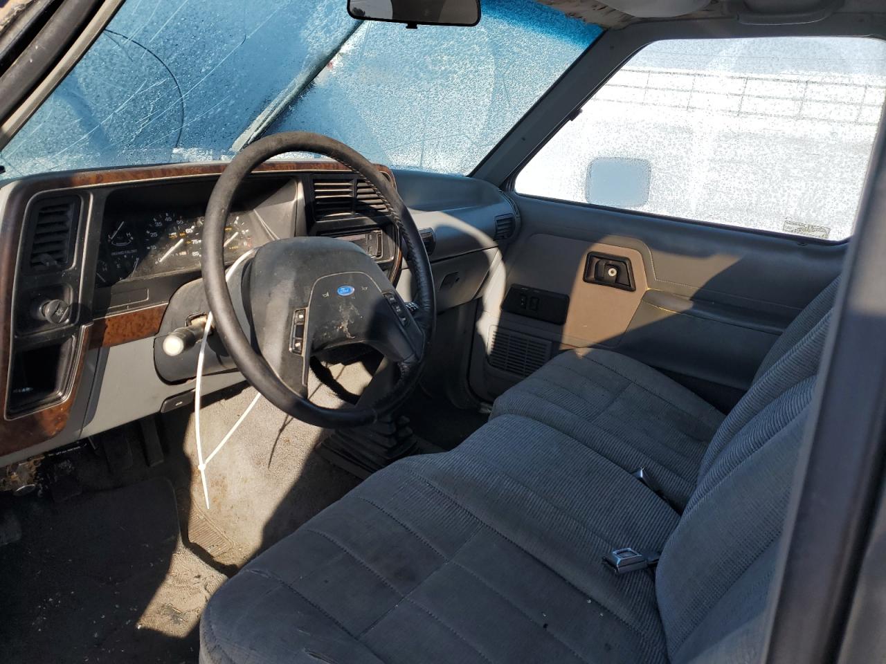 1989 Ford Bronco - Image 8