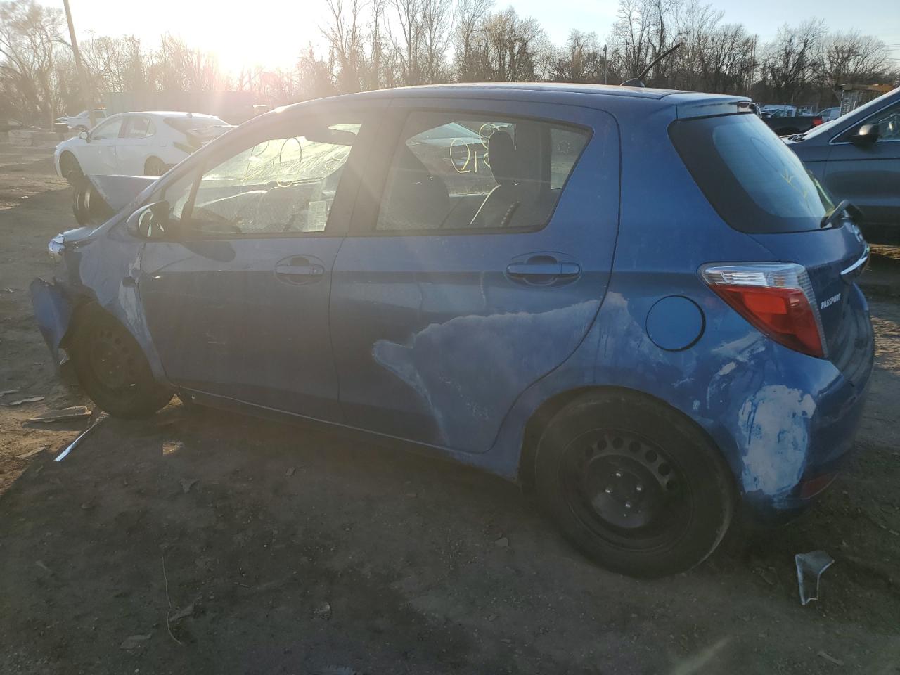 2012 Toyota Yaris - Image 2