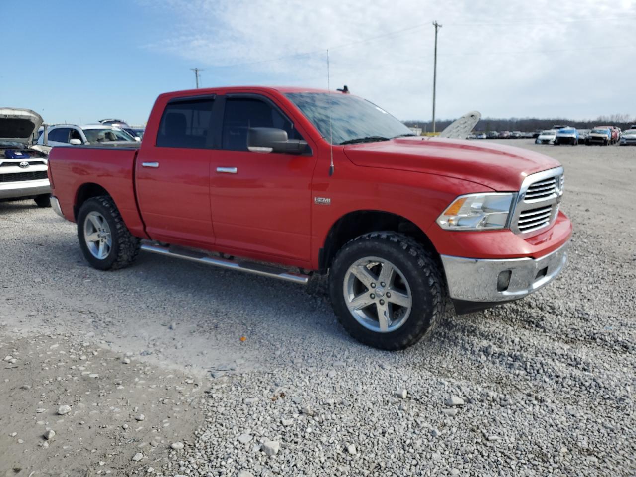 2016 RAM 1500 - Image 4