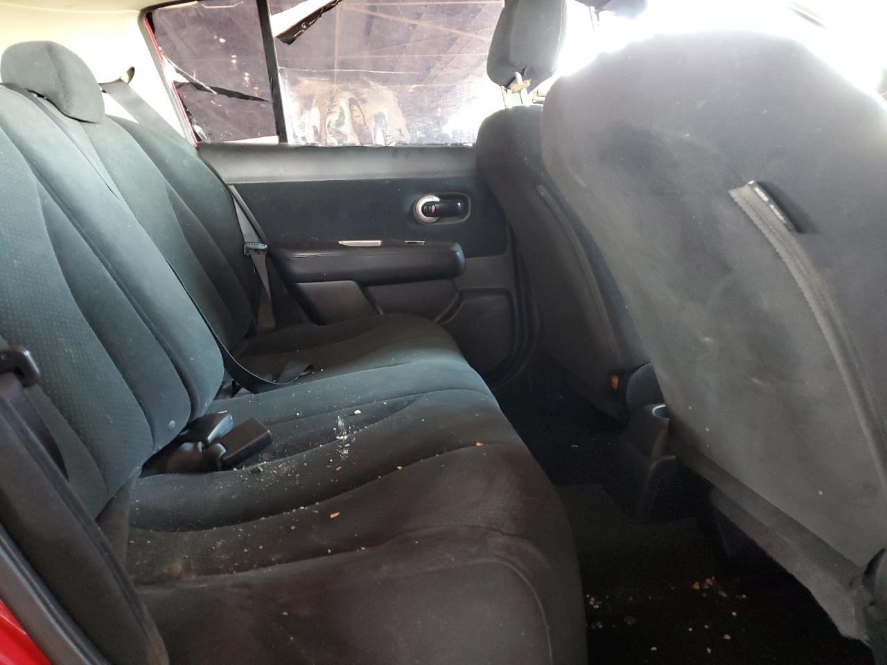 2010 Nissan Versa - Image 10