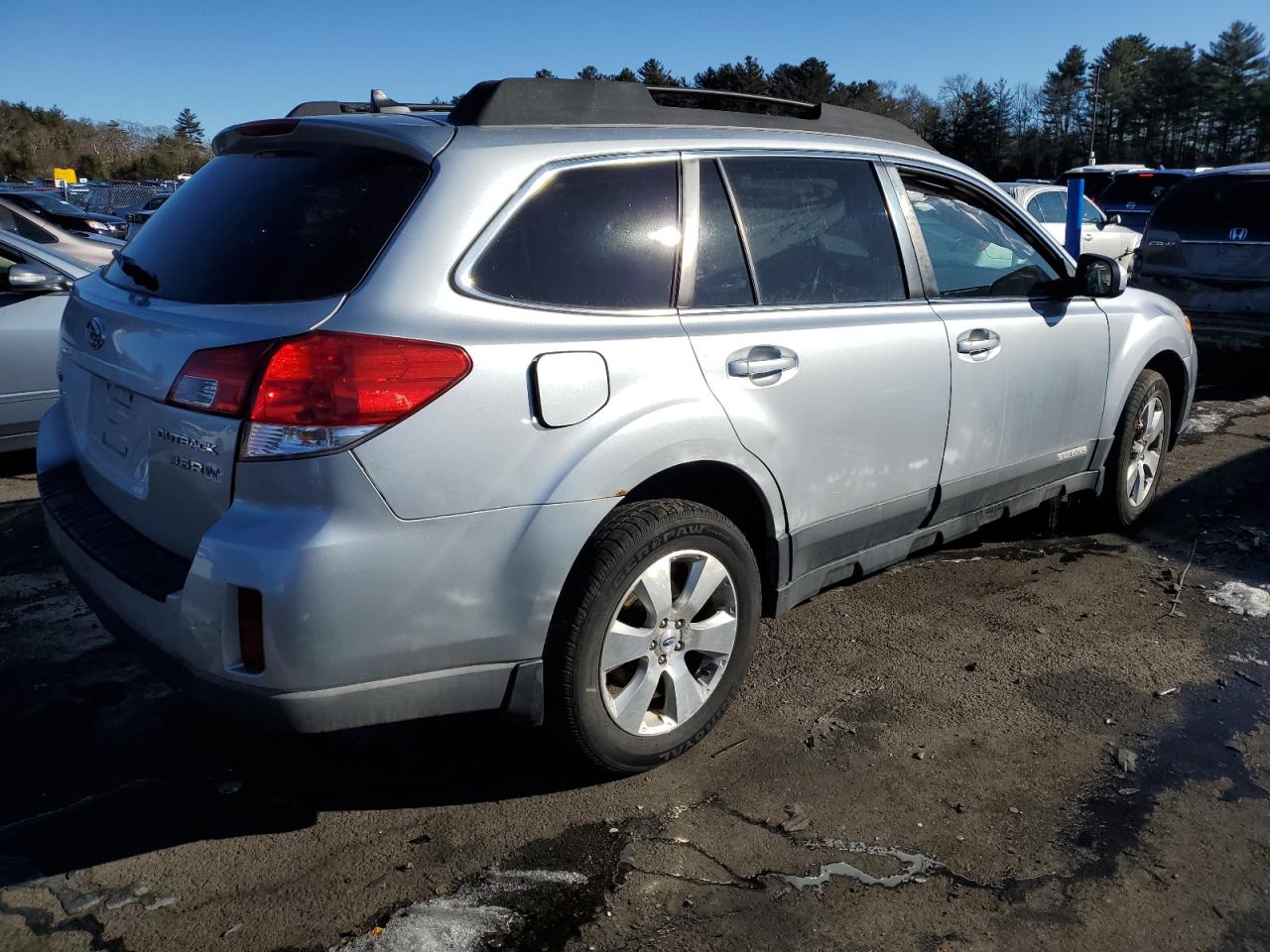 2012 Subaru Outback - Image 3