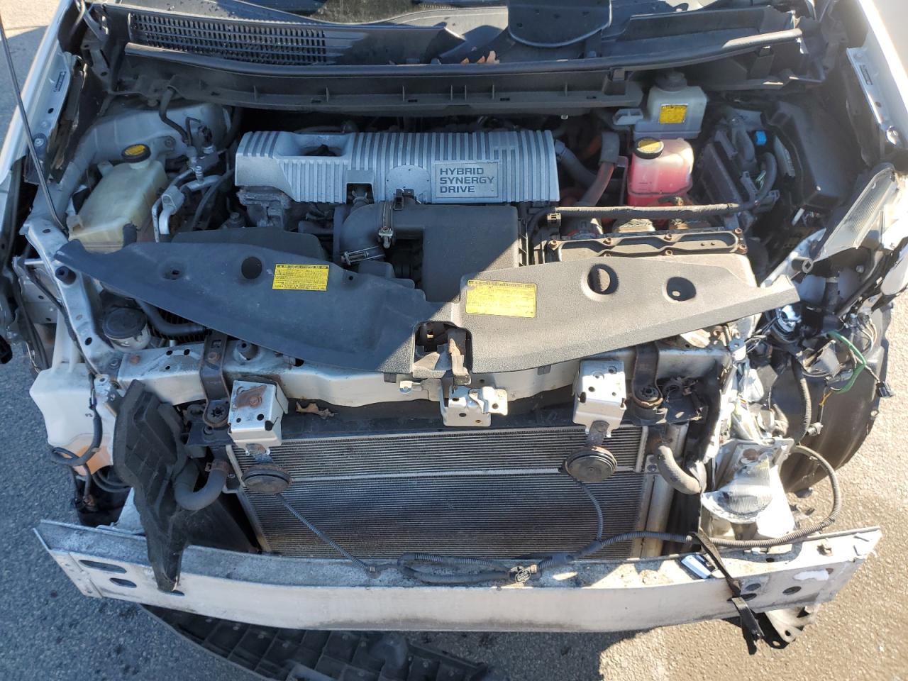 2012 Toyota Prius - Image 13