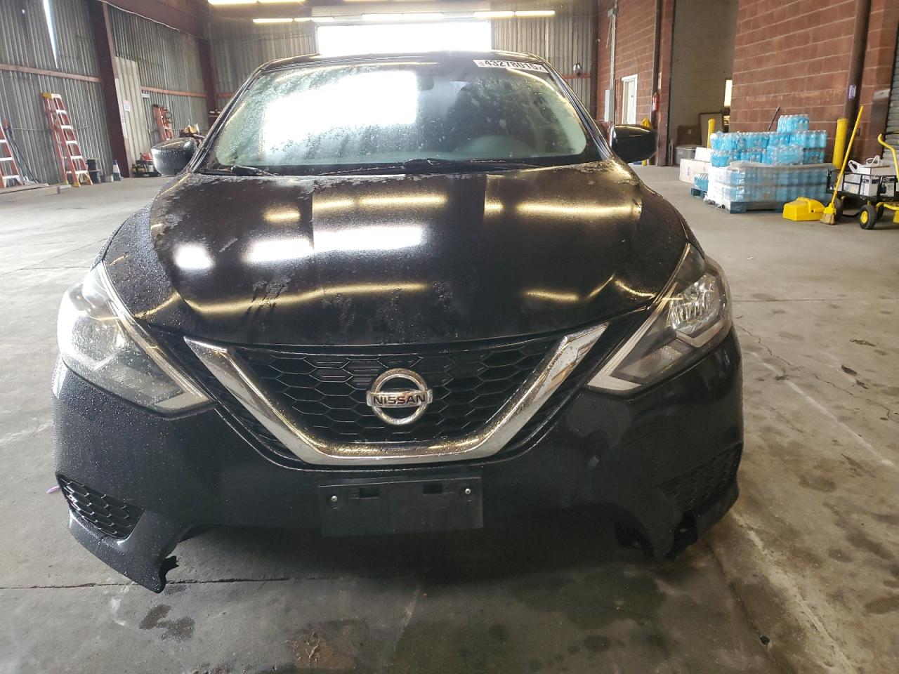 2018 Nissan Sentra - Image 5