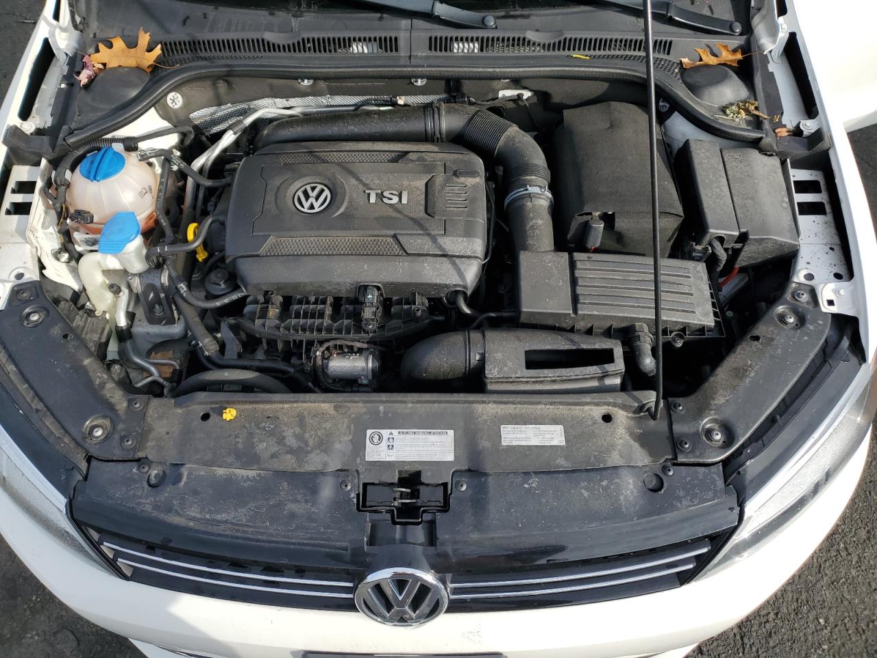 2014 Volkswagen Jetta - Image 11