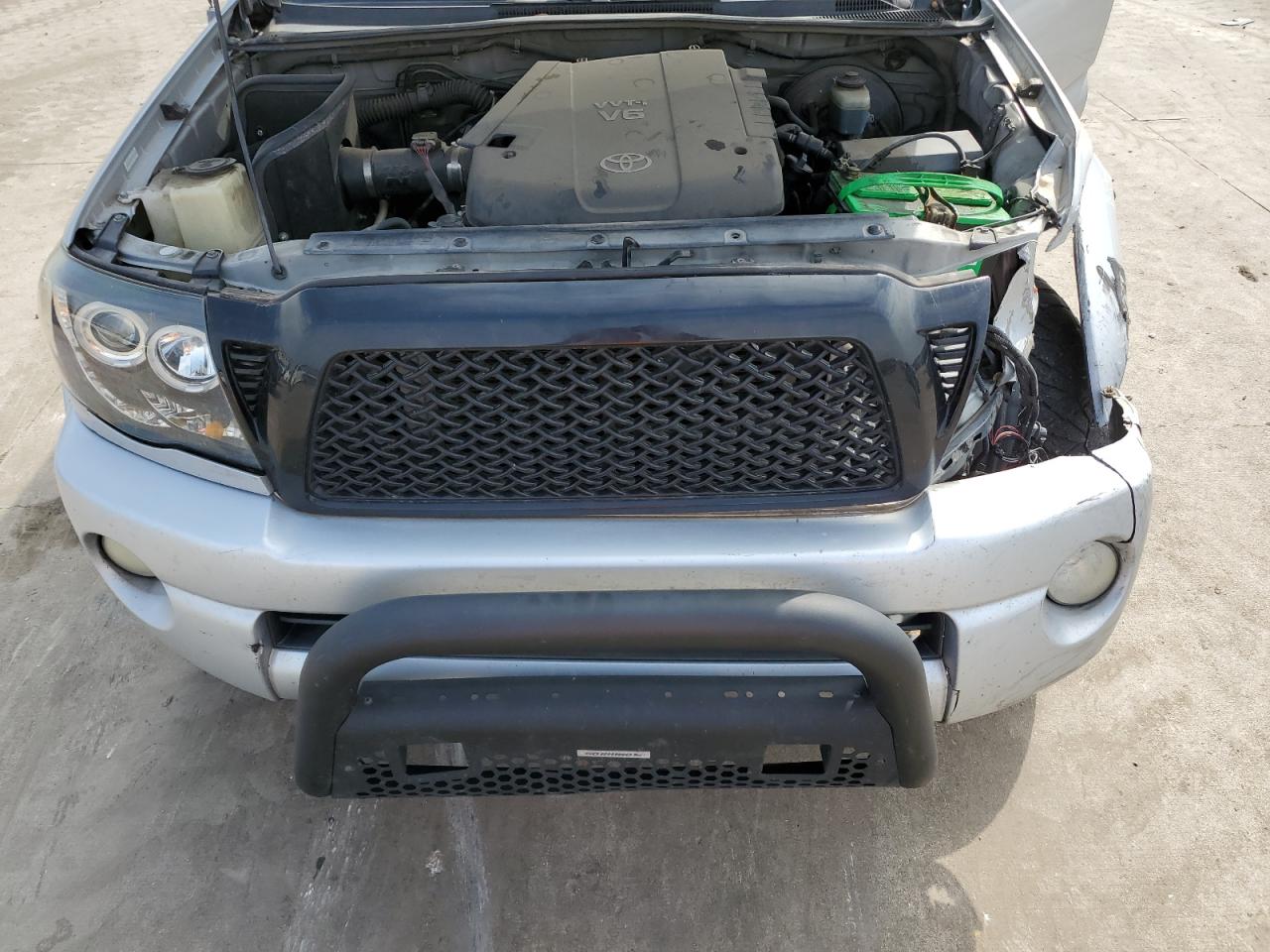 2006 Toyota Tacoma - Image 11