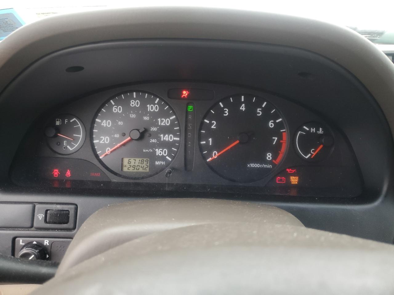2000 Nissan Maxima - Image 9