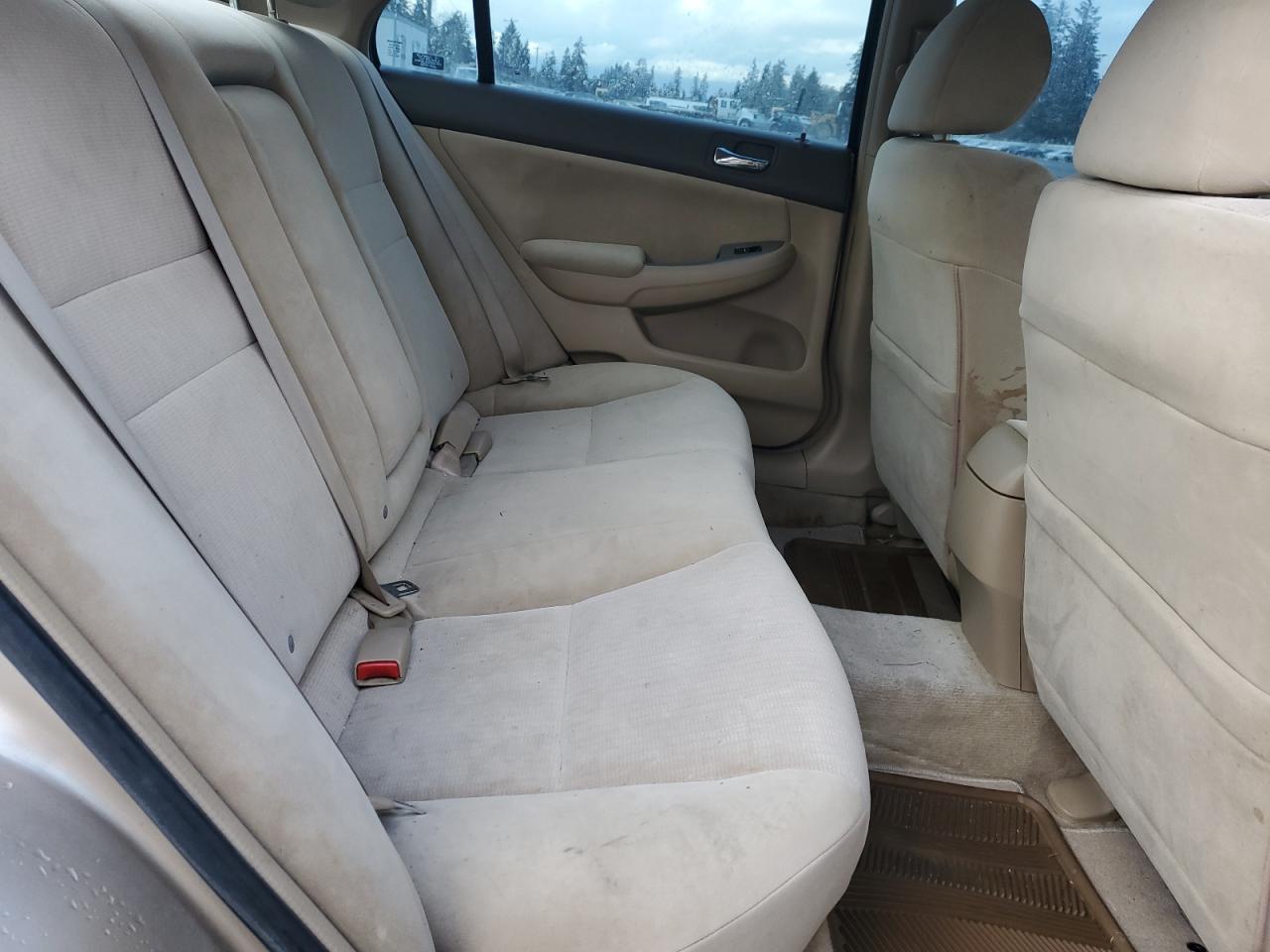 2004 Honda Accord - Image 10