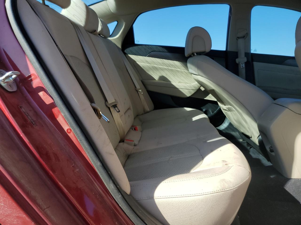 2016 Hyundai Sonata - Image 10