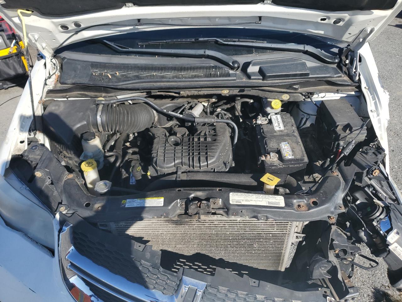 2012 Dodge Caravan - Image 12