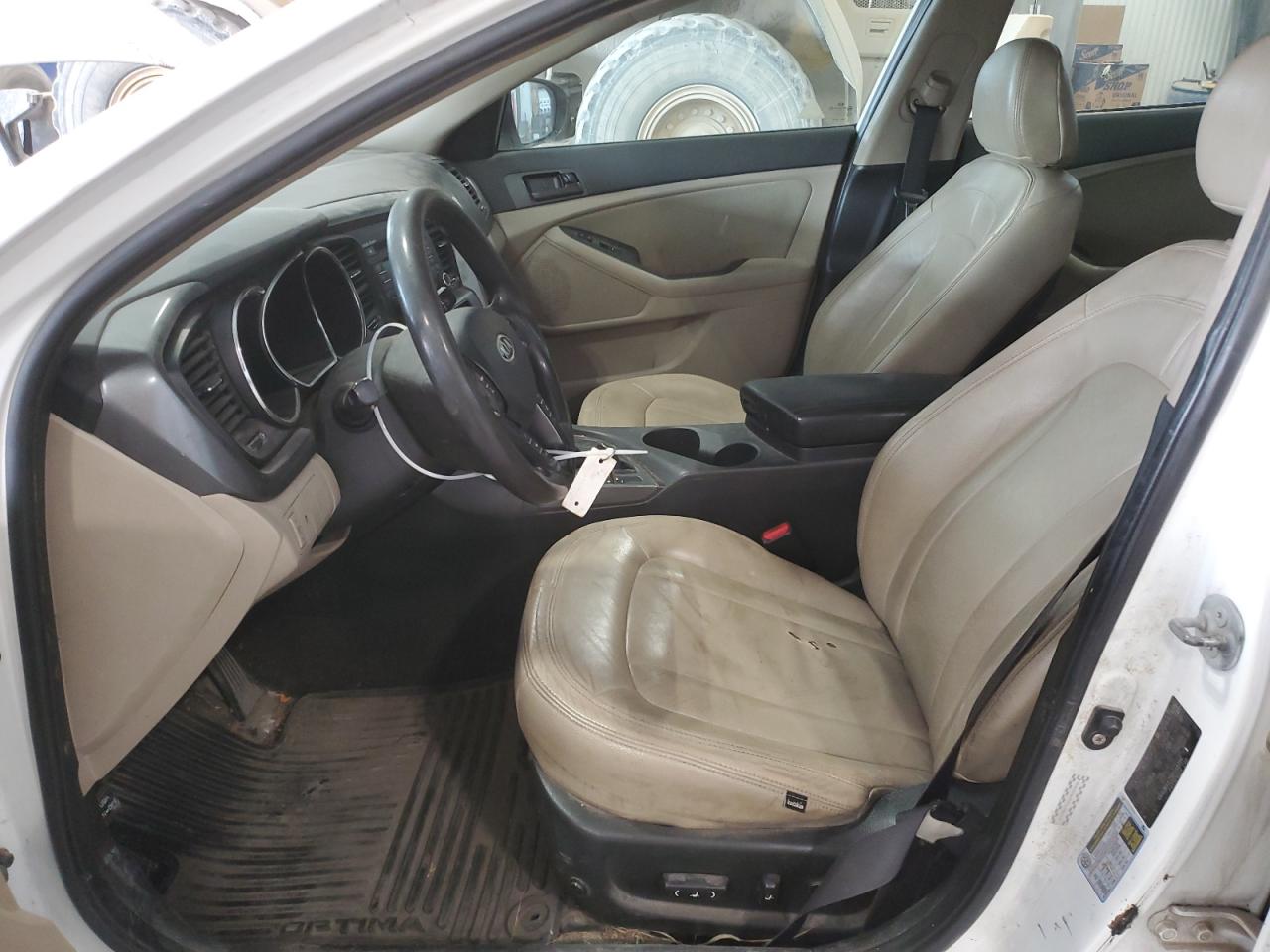 2011 Kia Optima - Image 7