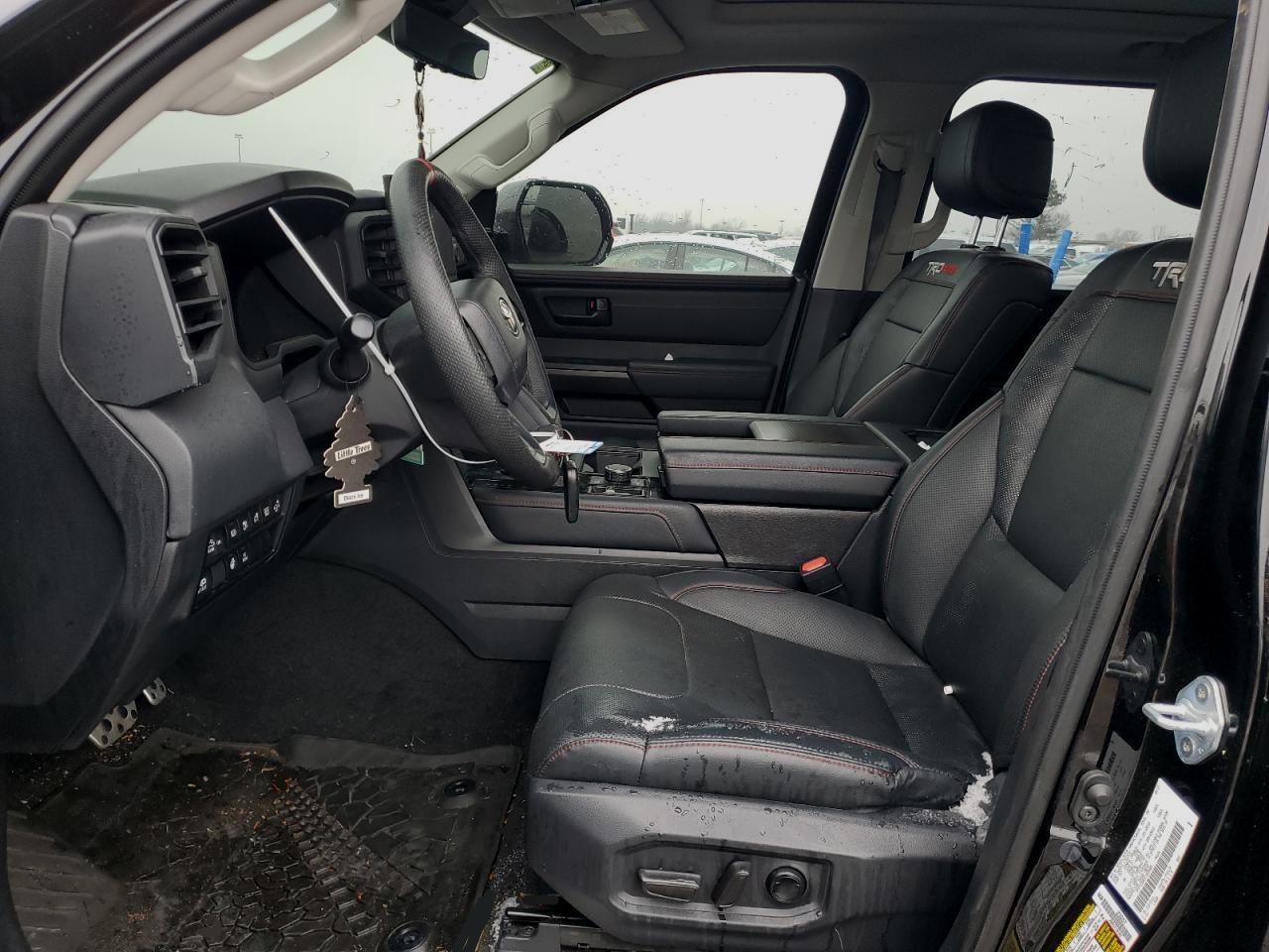 2023 Toyota Tundra - Image 7