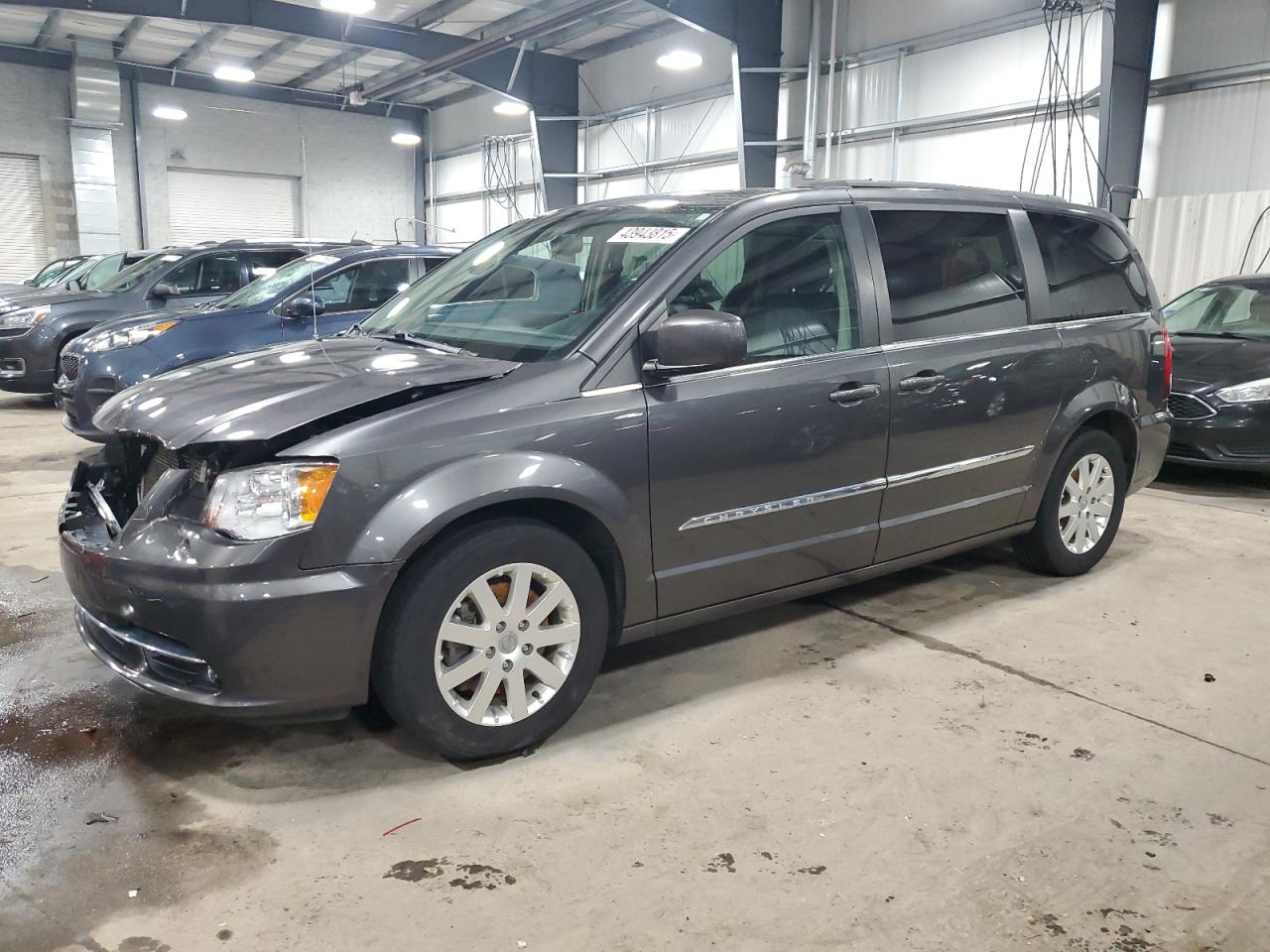 2016 Chrysler Town & Country - Image 1