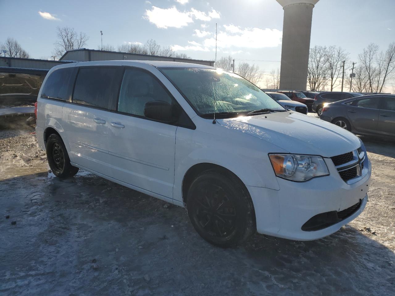 2016 Dodge Caravan - Image 4