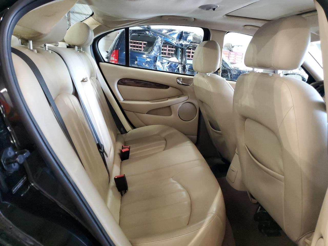 2007 Jaguar X-Type - Image 10