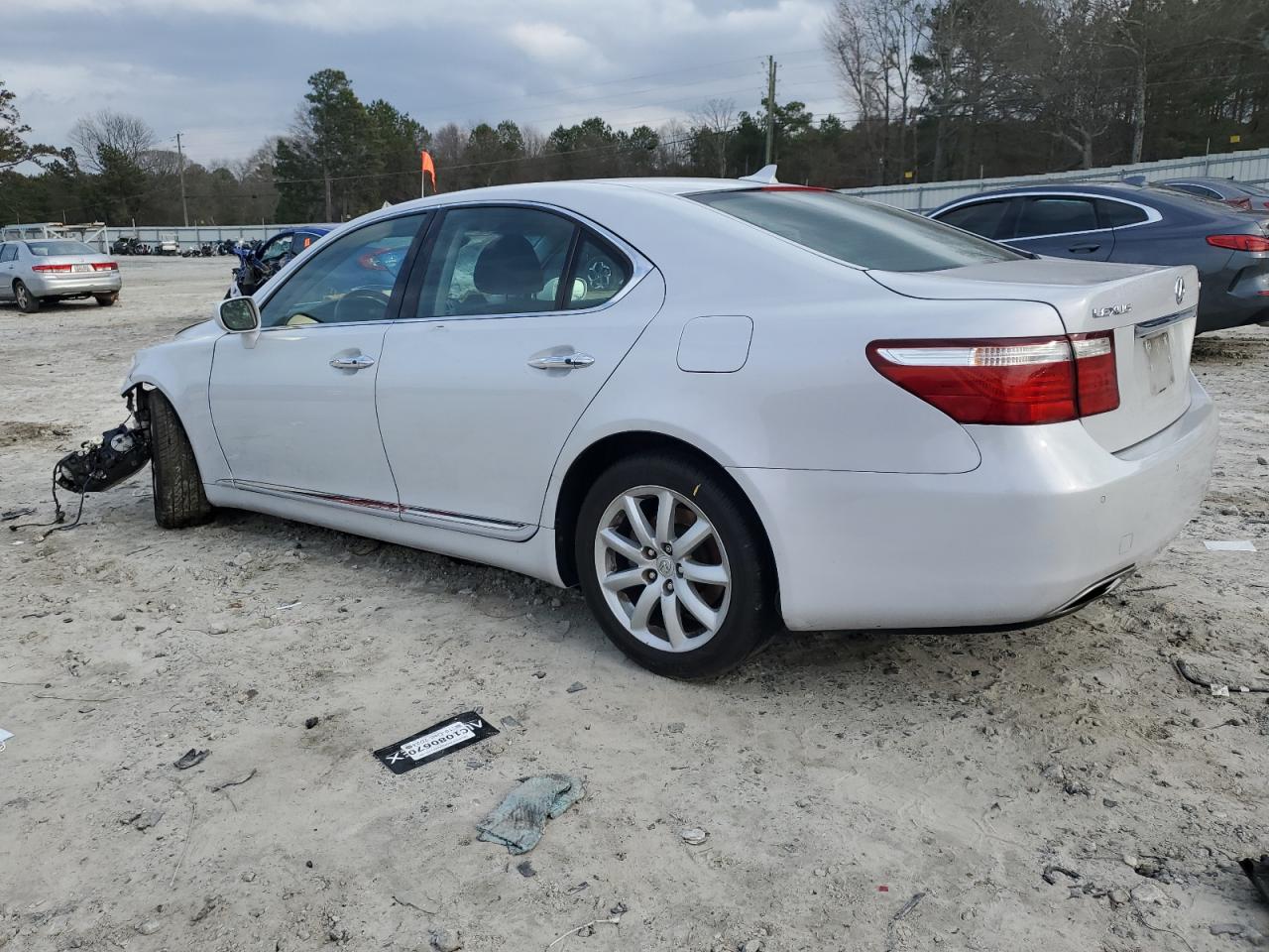 2008 Lexus LS - Image 2