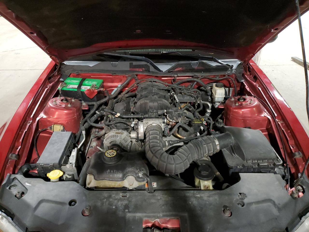 2010 Ford Mustang - Image 11