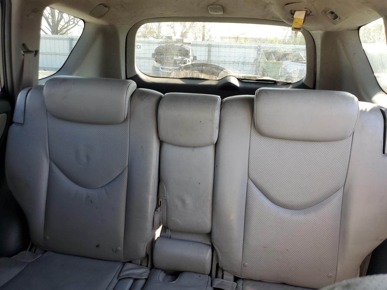 2010 Toyota RAV 4 - Image 10