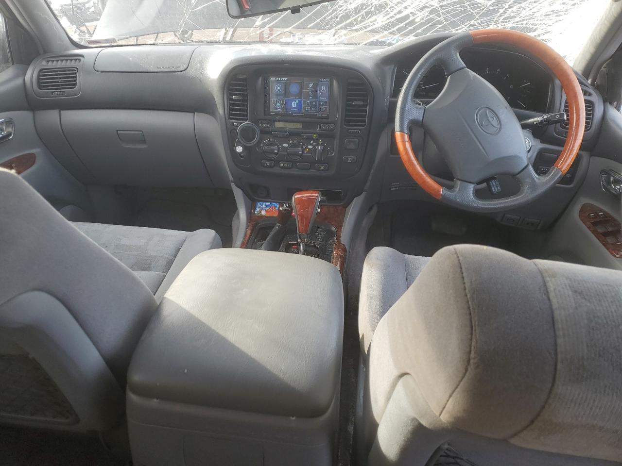 1998 Toyota Land Cruis VIN: 0000UZJ1000007137 Lot: 45929055