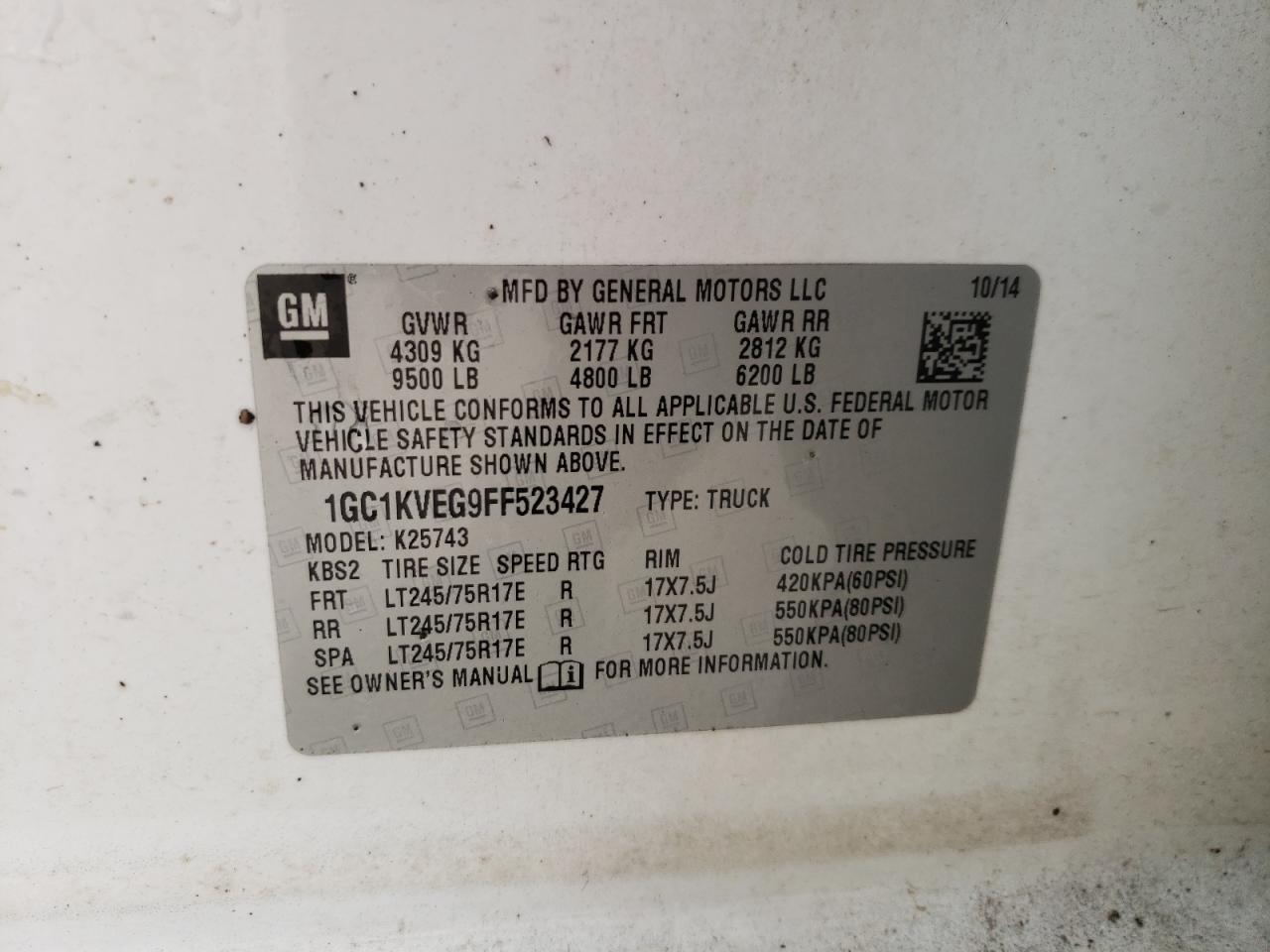 2015 Chevrolet Silverado - Image 12