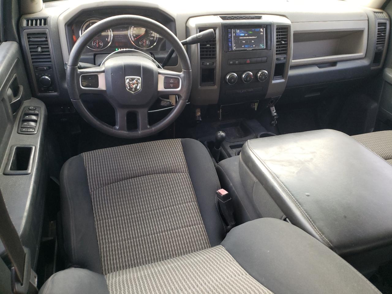 2010 Dodge RAM - Image 8