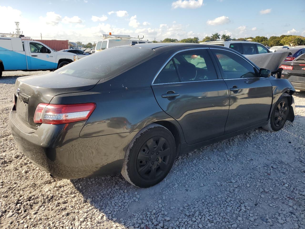 2010 Toyota Camry - Image 3