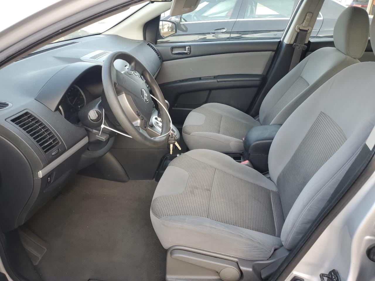2012 Nissan Sentra - Image 7