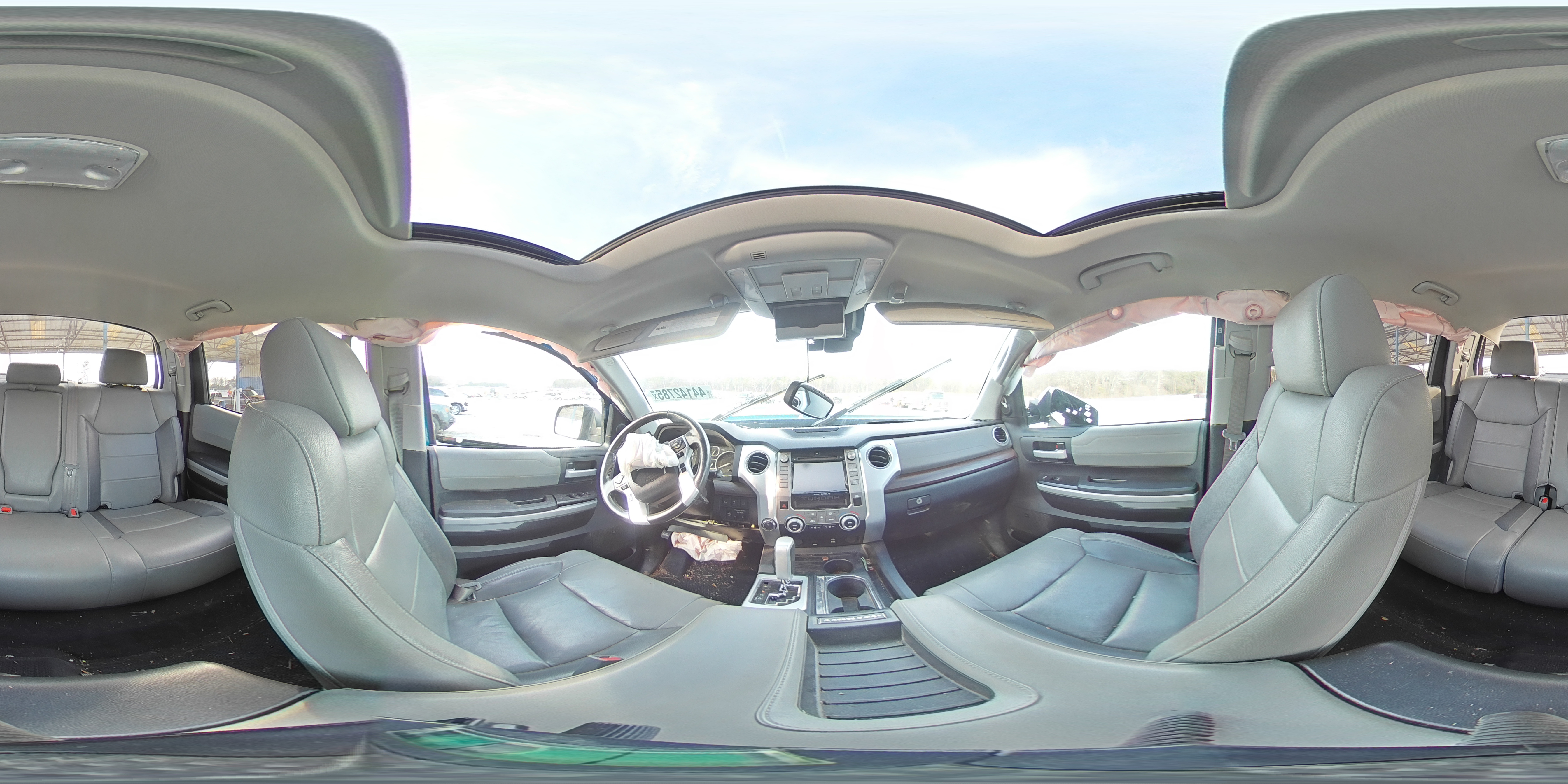 2018 Toyota Tundra - Image 13