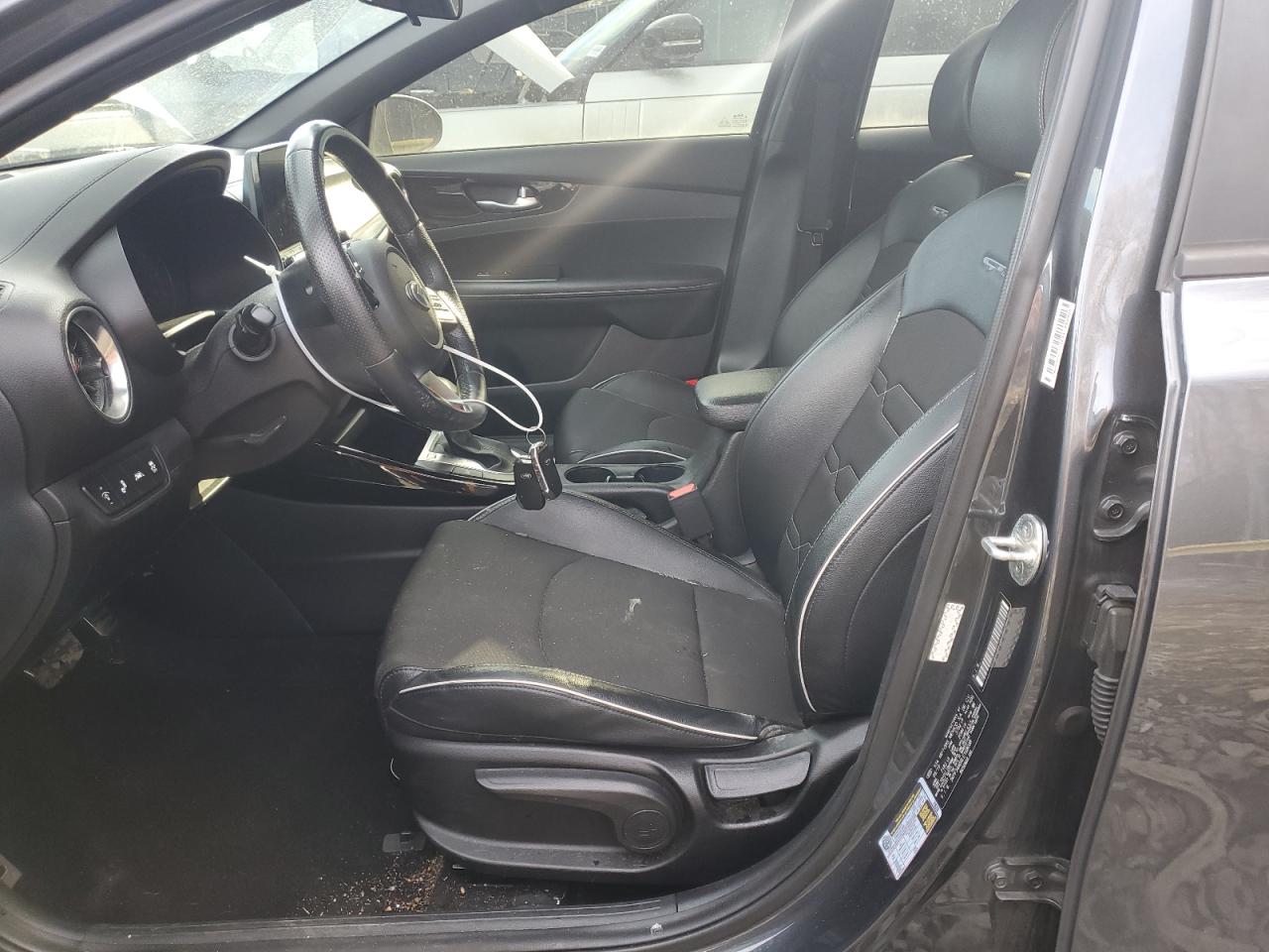 2020 Kia Forte - Image 7