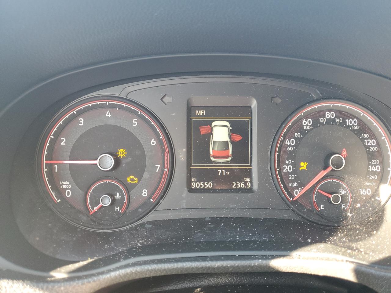 2020 Volkswagen Passat - Image 9