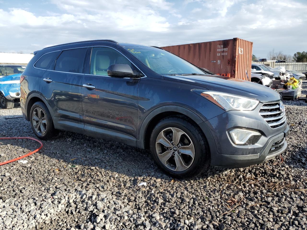 2015 Hyundai Santa Fe - Image 4