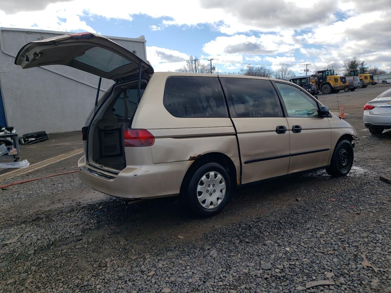 2000 Honda Odyssey - Image 3