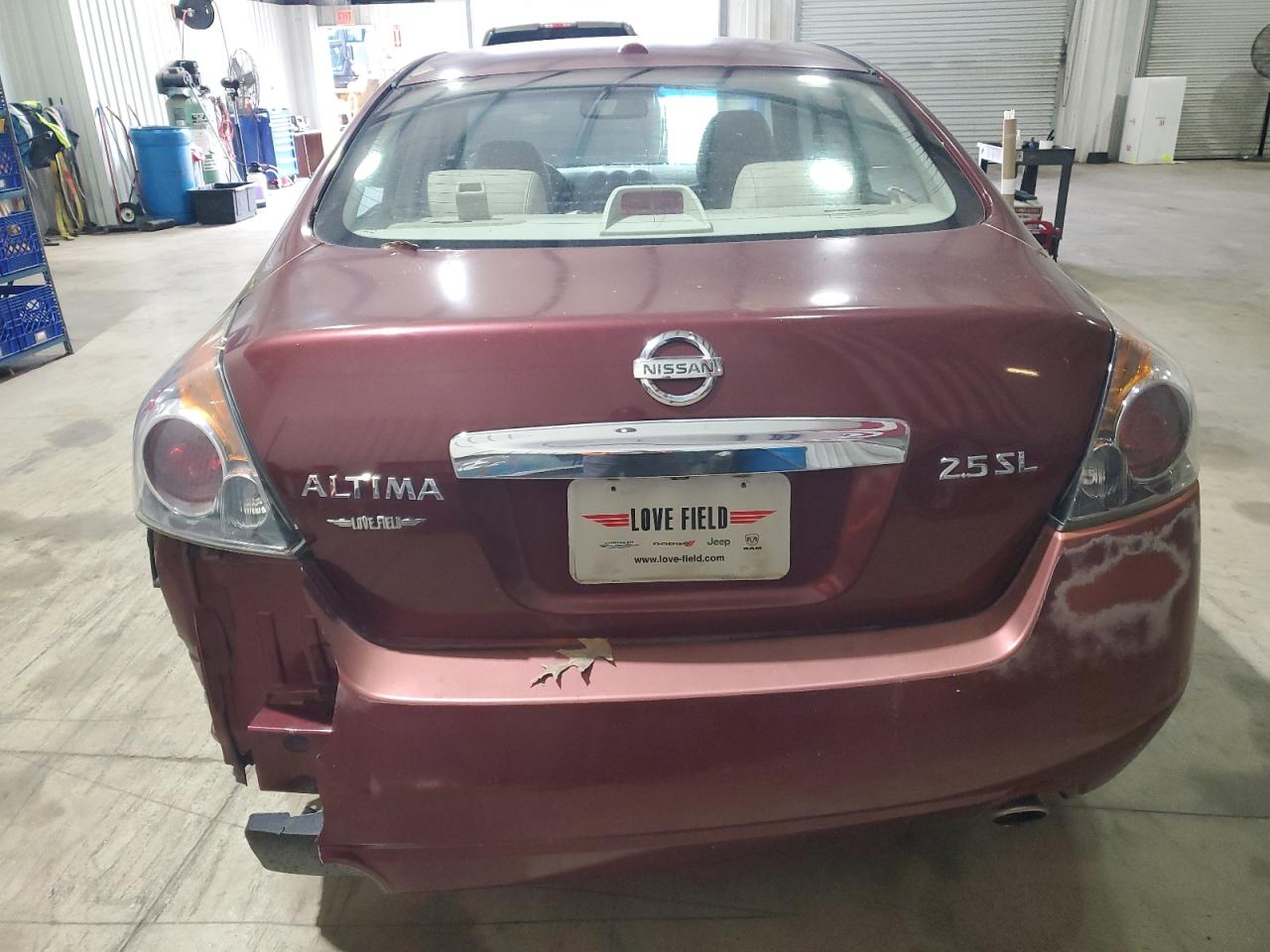 2010 Nissan Altima - Image 6