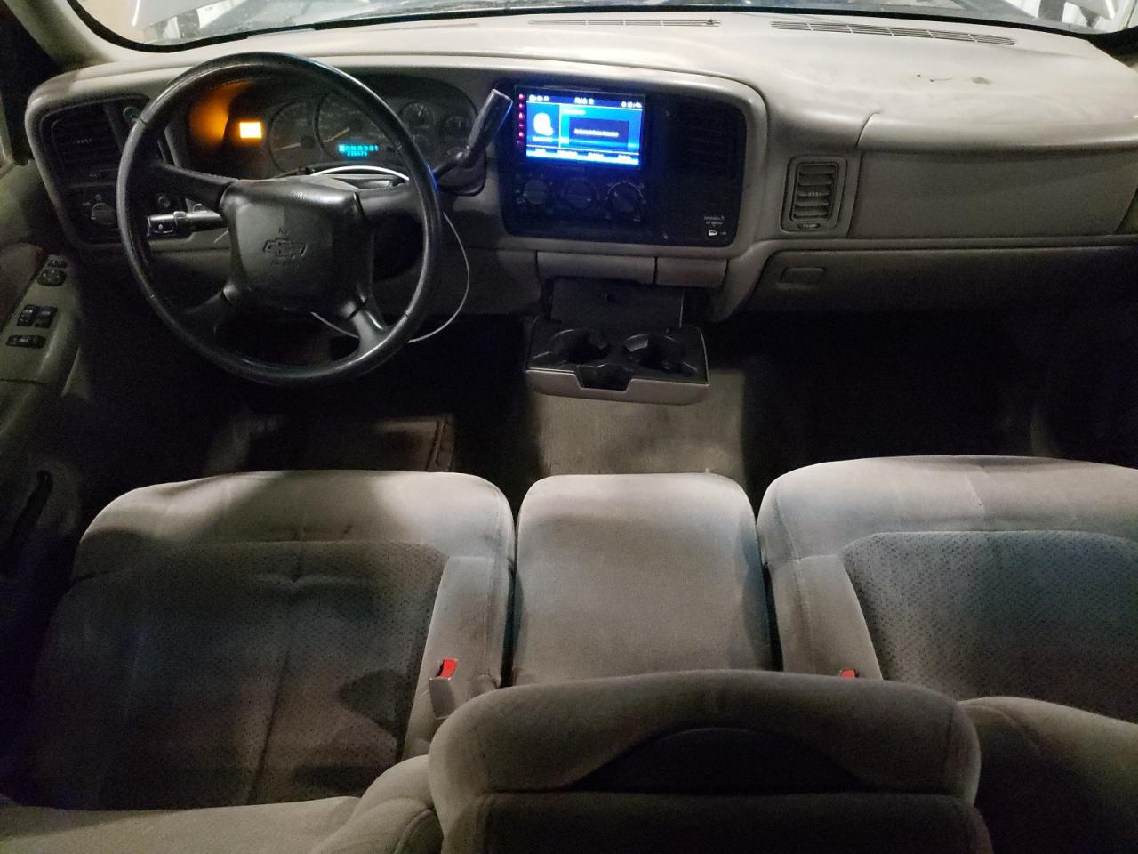 2000 Chevrolet Silverado - Image 8