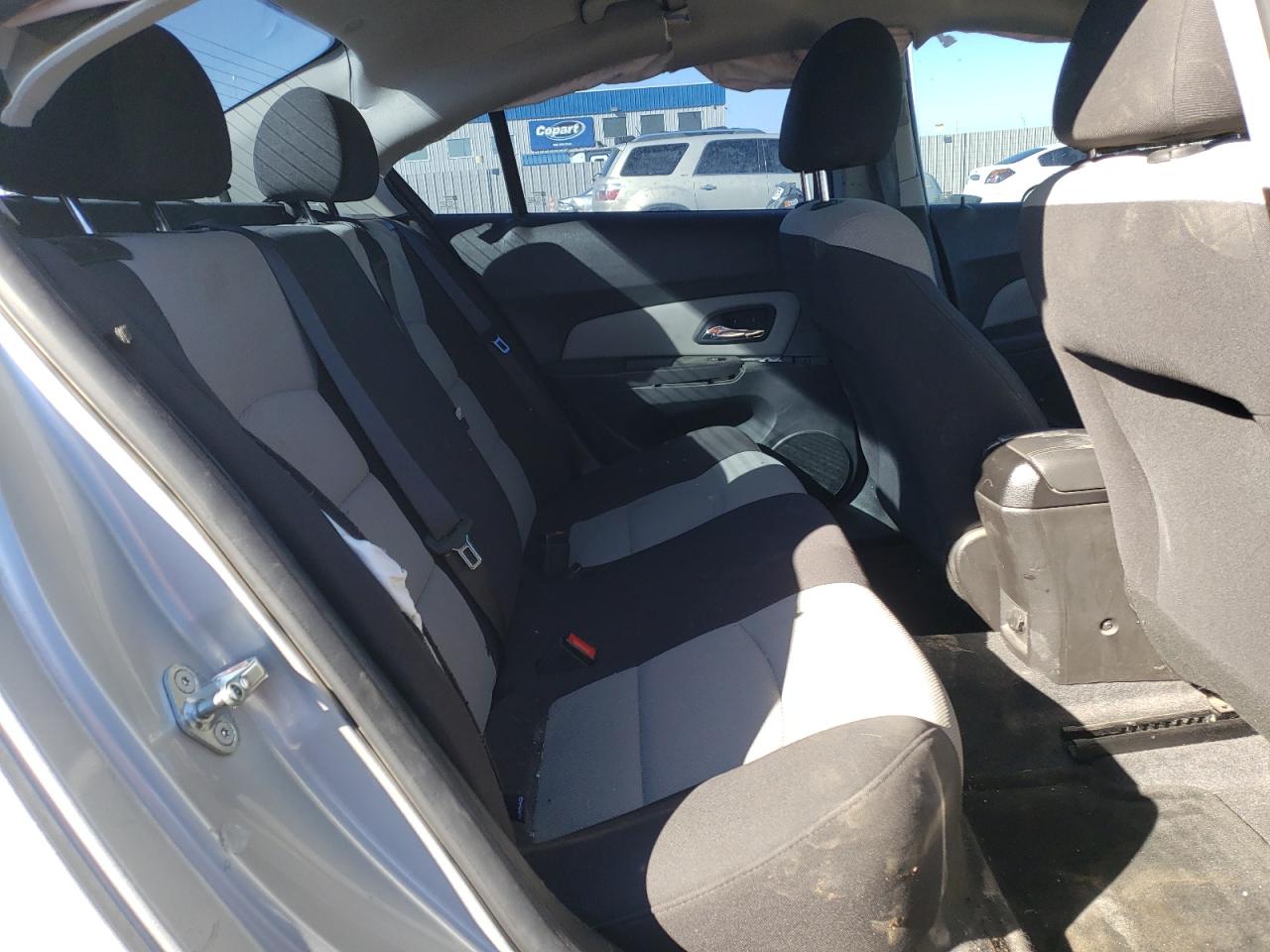 2015 Chevrolet Cruze - Image 10