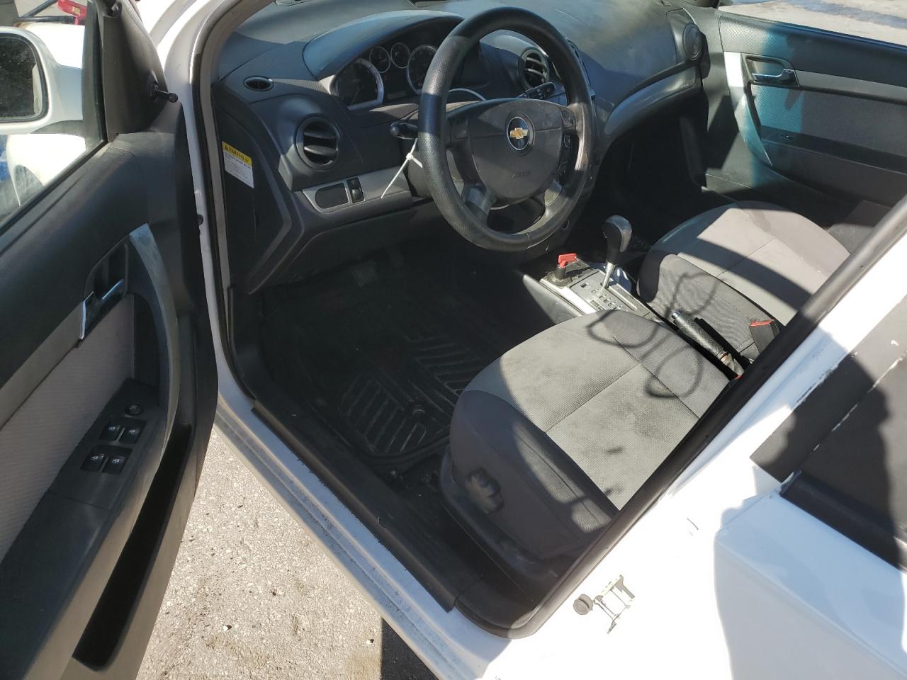 2009 Chevrolet Aveo - Image 8