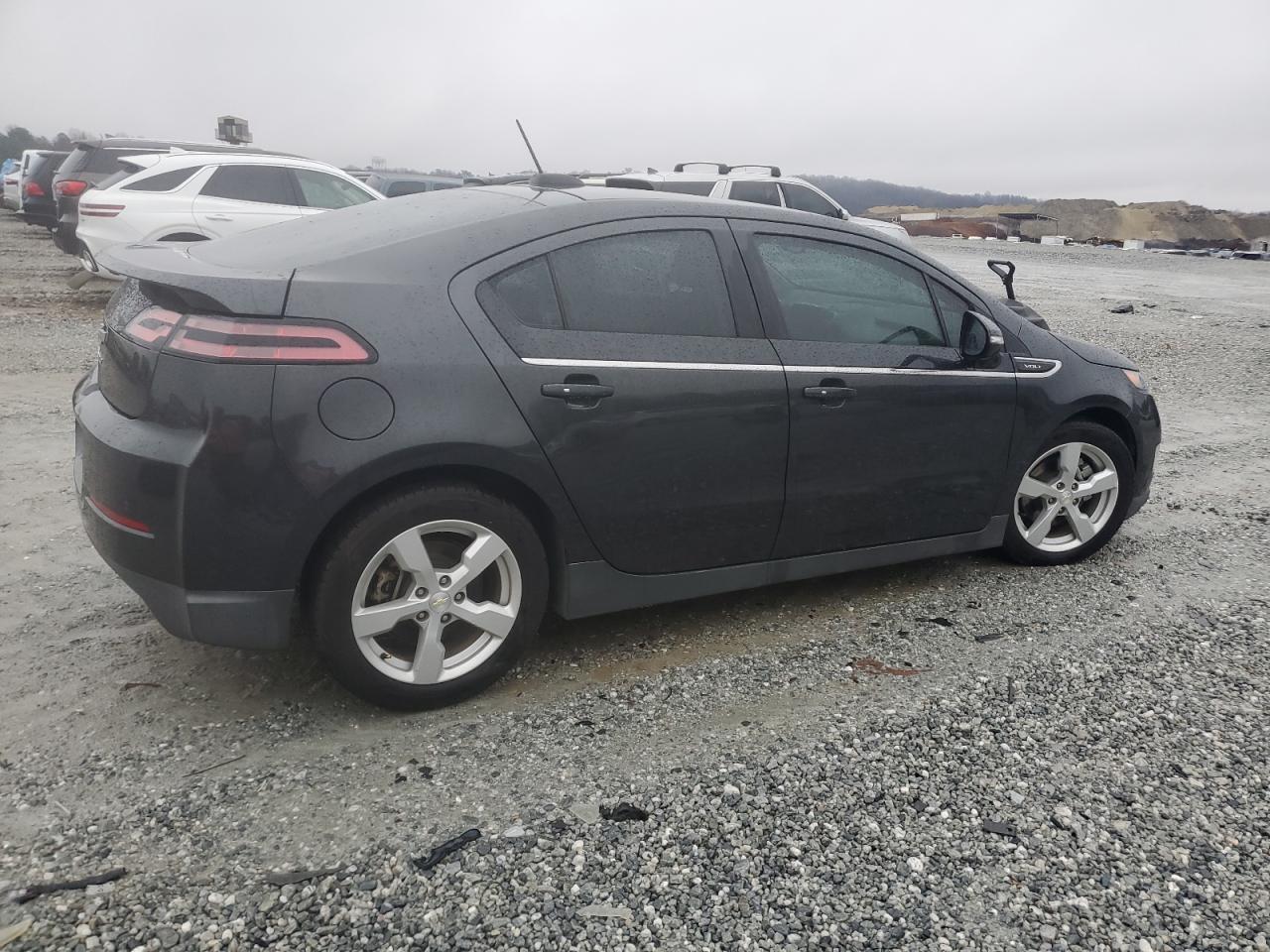 2015 Chevrolet Volt - Image 3