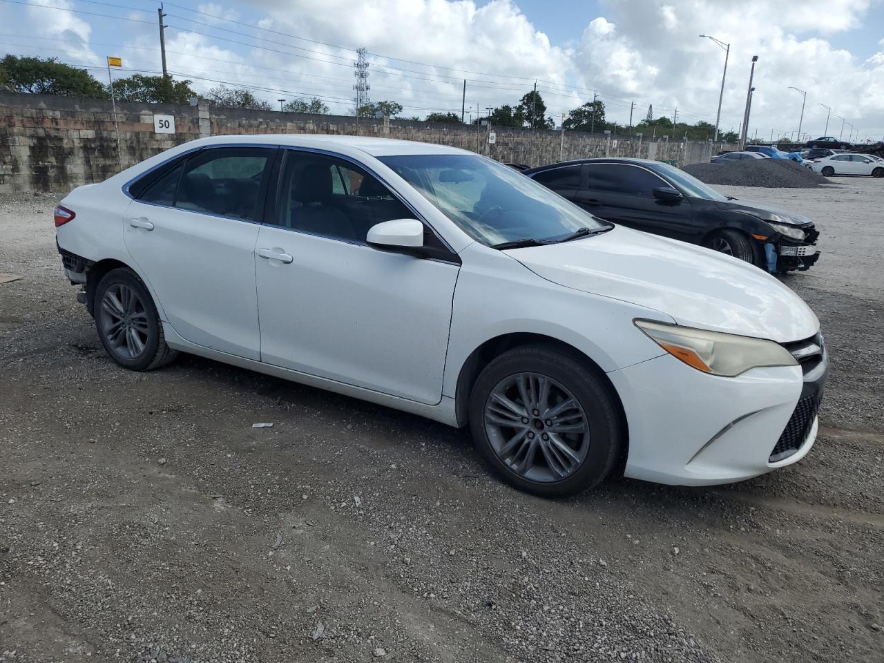 2015 Toyota Camry - Image 4