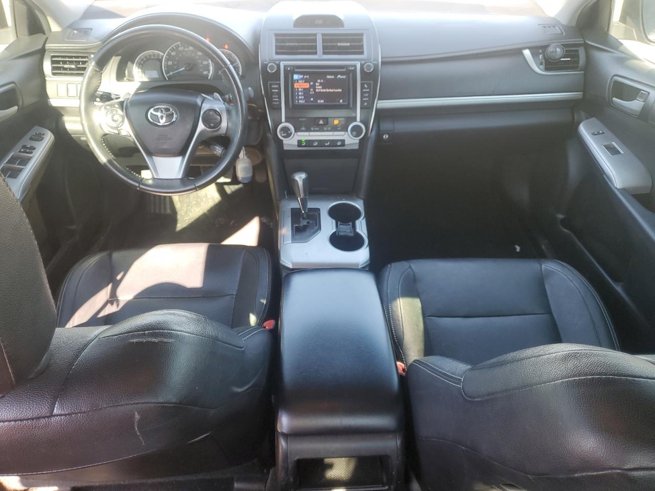 2013 Toyota Camry - Image 8