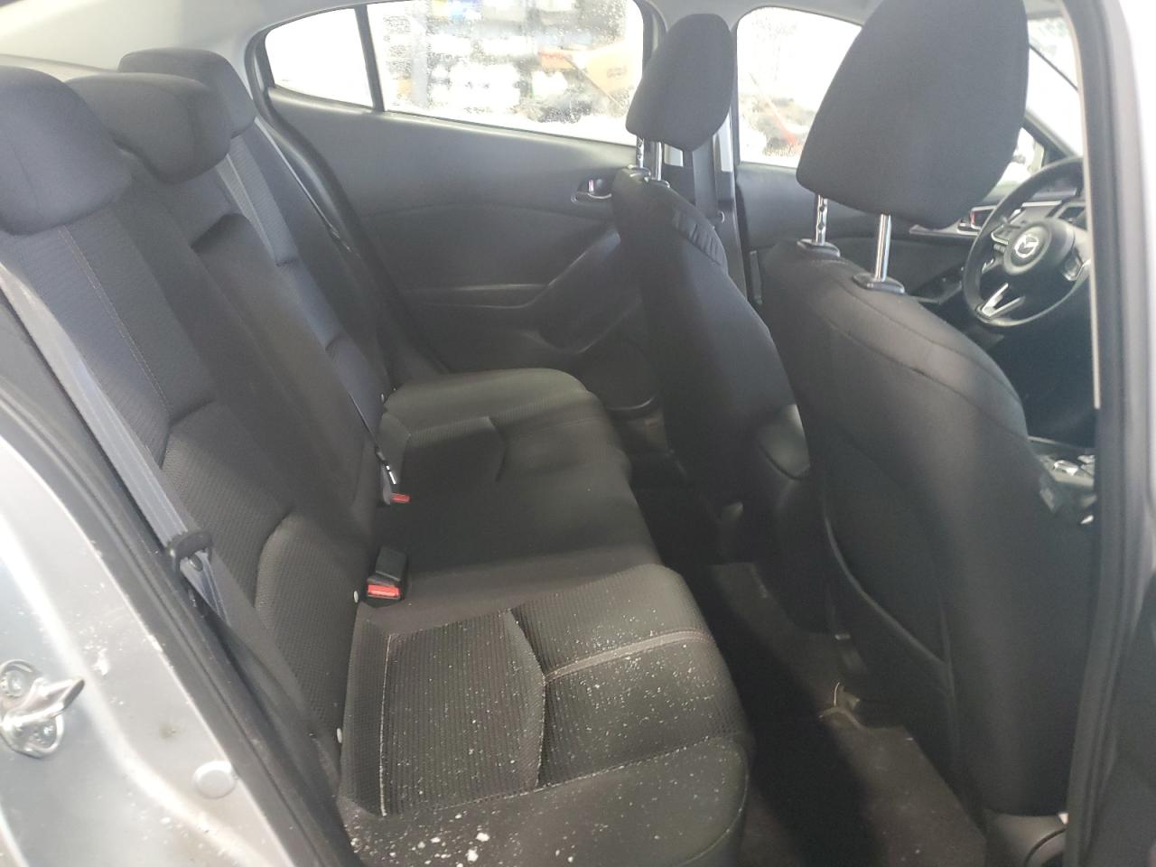 2018 Mazda 3 - Image 10