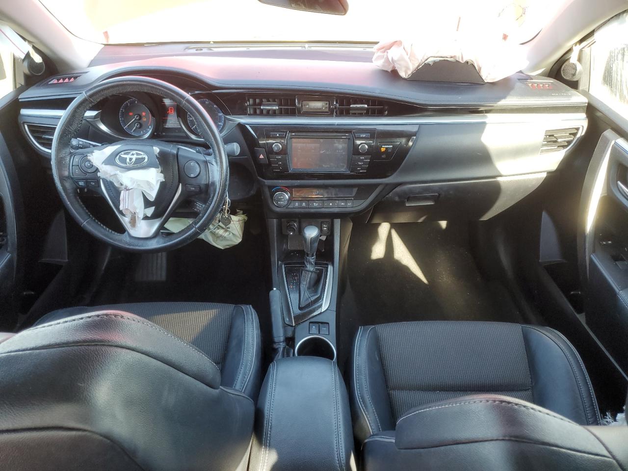 2015 Toyota Corolla - Image 8