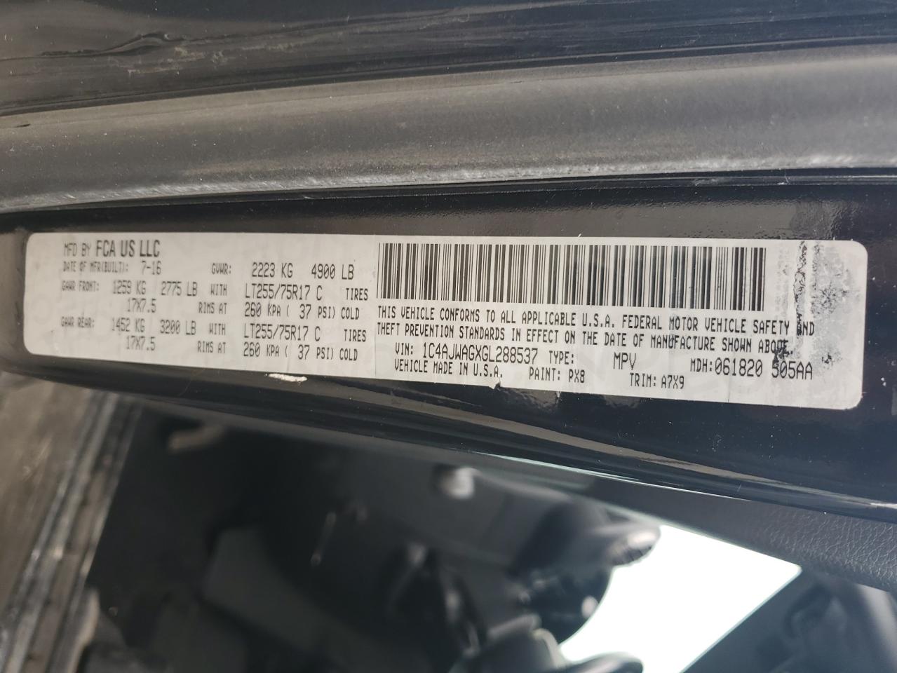 2016 Jeep Wrangler - Image 14