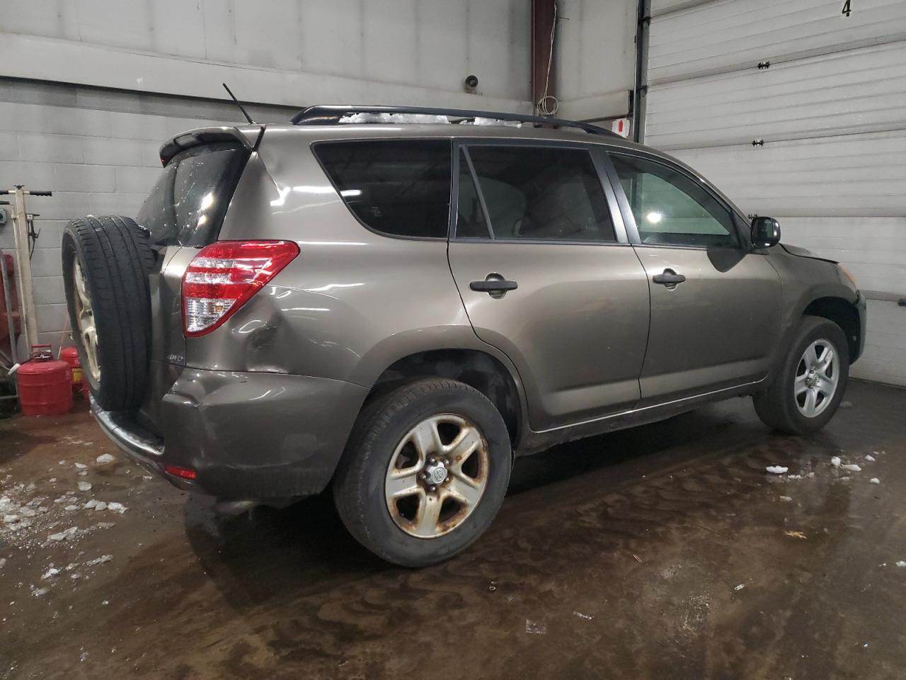 2010 Toyota RAV 4 - Image 3