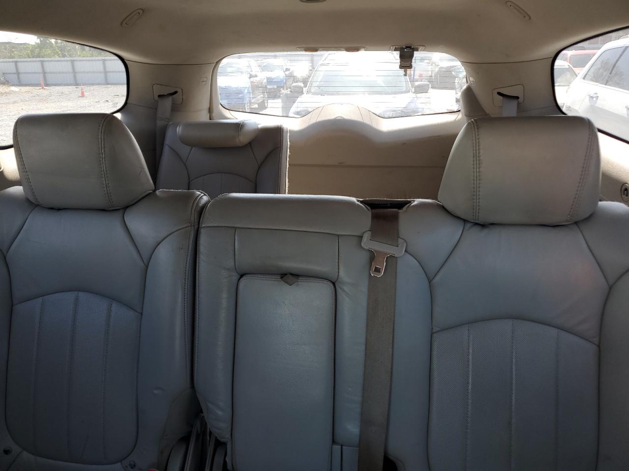 2008 Buick Enclave - Image 10